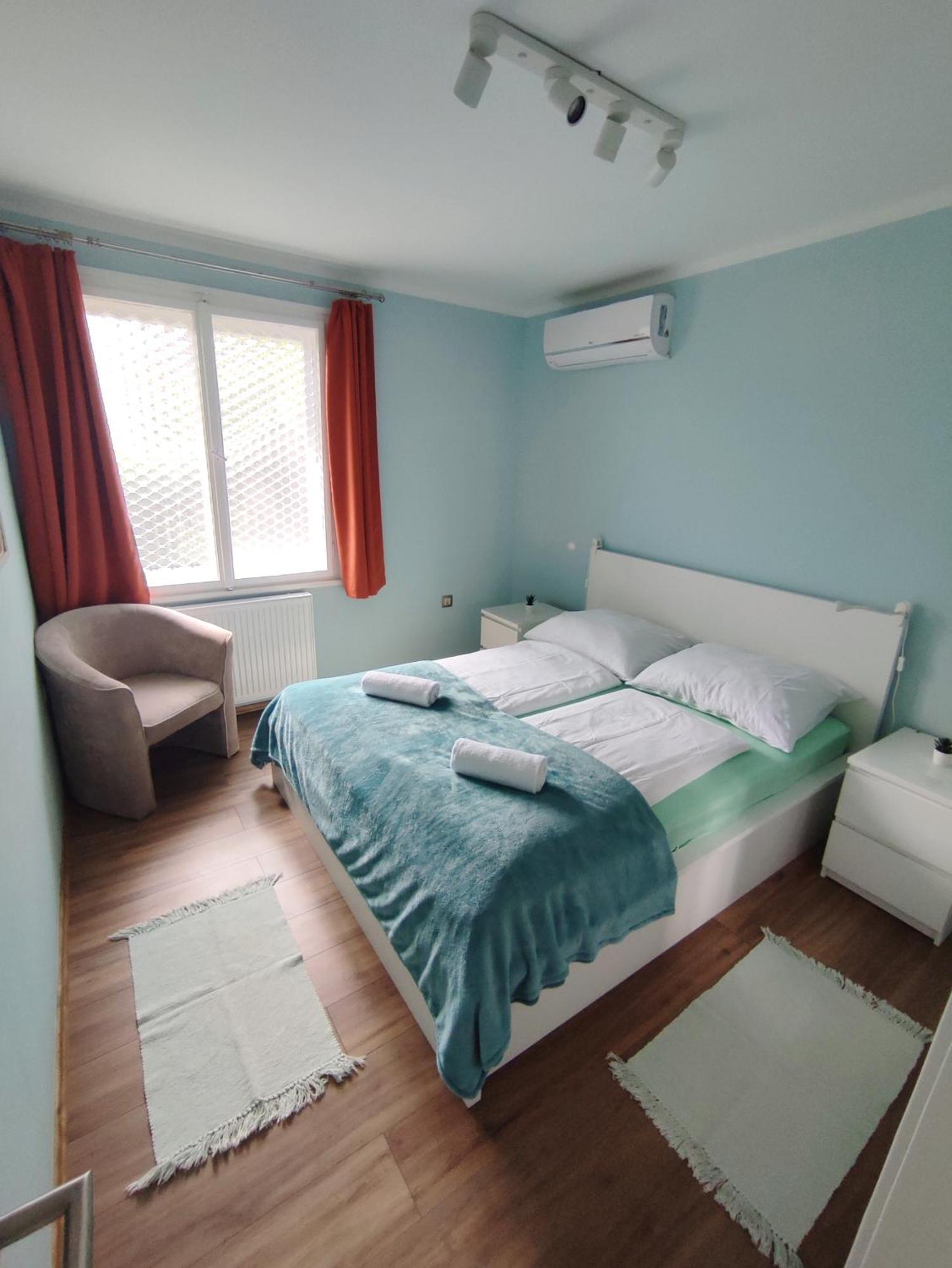 Dorka Villa 蒂豪尼 外观 照片